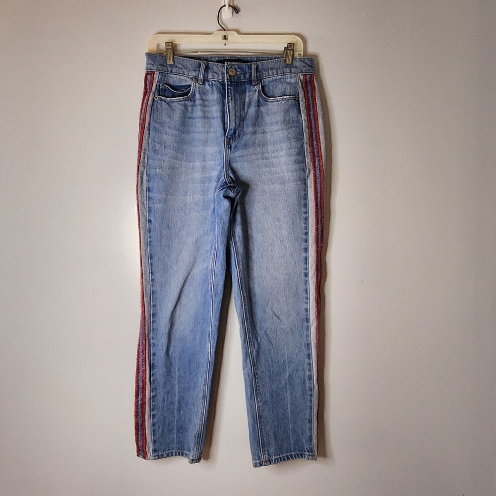 Express women's jeans size 4 original girlfriend high rise cropped striped side